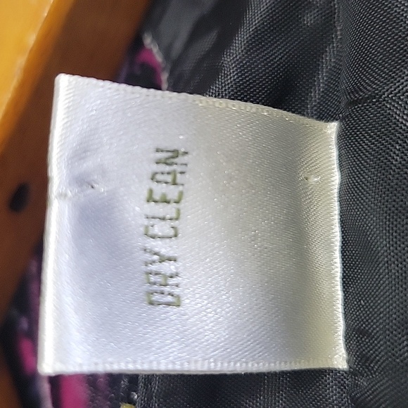 Laura Ashley Velvet Women's Size Large Jacket. One Hook At Bottom Missing. - Picture 5 of 16